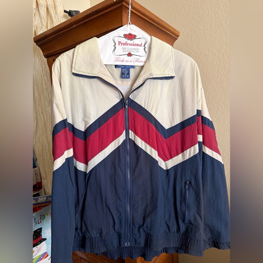 Avon Cream & Navy Sportswear Jacket Label Detail